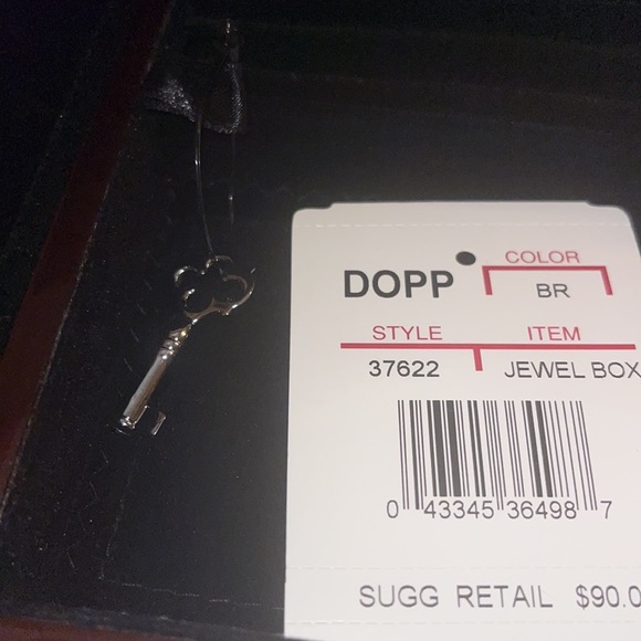 NWT Dopp Polished Mahogany Jewelry Box - Picture 8 of 12